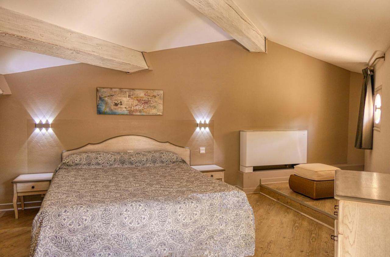 Les Residences De Metifiot Saint-Rémy-de-Provence Eksteriør bilde
