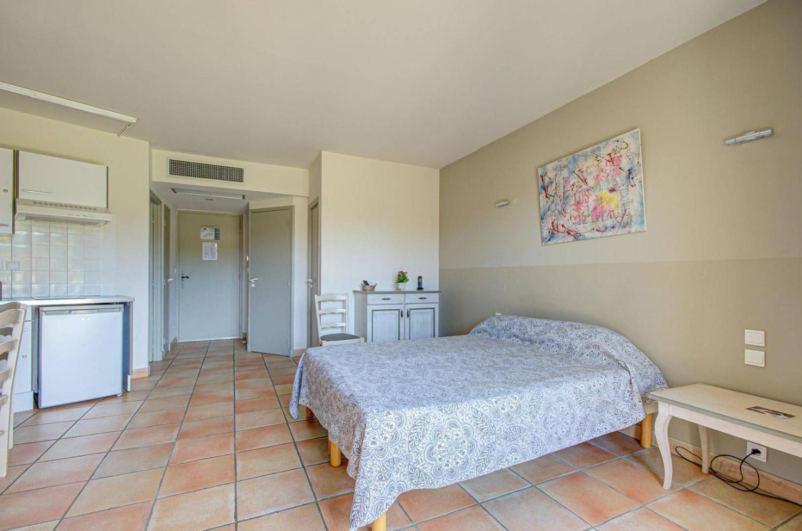 Les Residences De Metifiot Saint-Rémy-de-Provence Eksteriør bilde